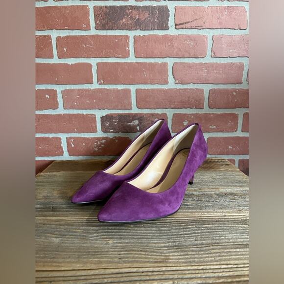 Vince Camuto | Purple Suede Pointed Toe Heels - Picture 1 of 5